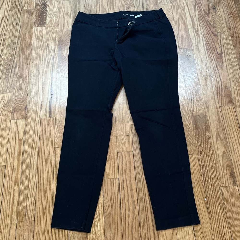 Black Old Navy Pixie Pants